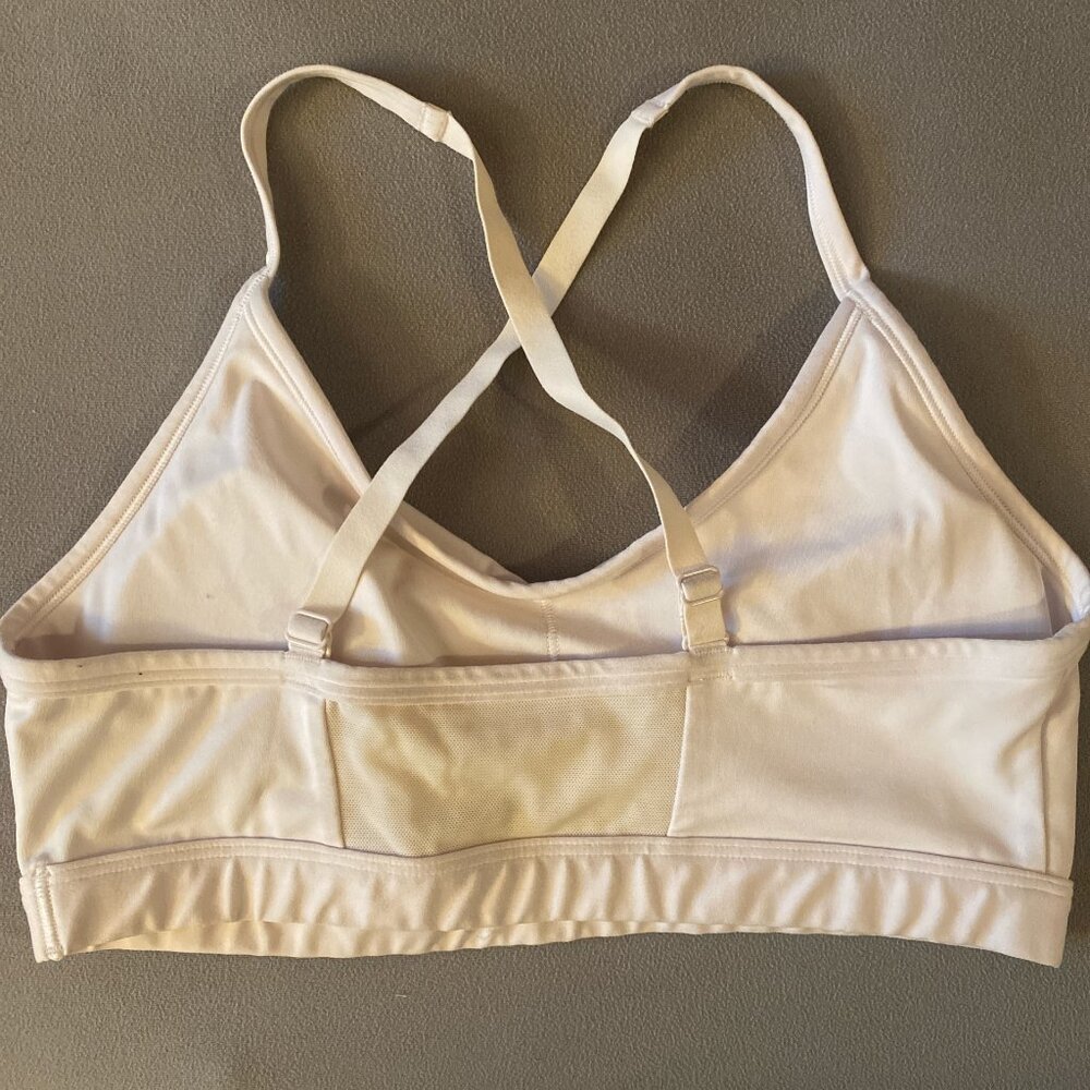 gymshark cream colored scrunch sports bra - Picture 2 of 2